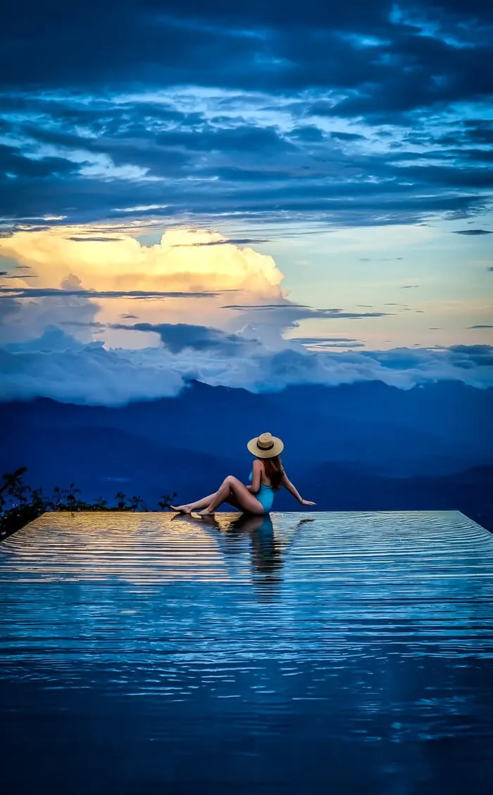 infinity pool at Munduk Moding Plantation Resort North Bali