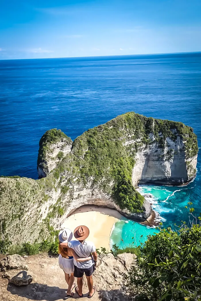nusa penida kelingking beach t rex