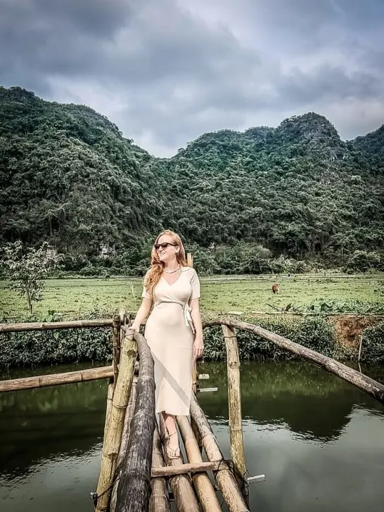 paradise cruise halong bay lan ha bay overnight vietnam viet hai village