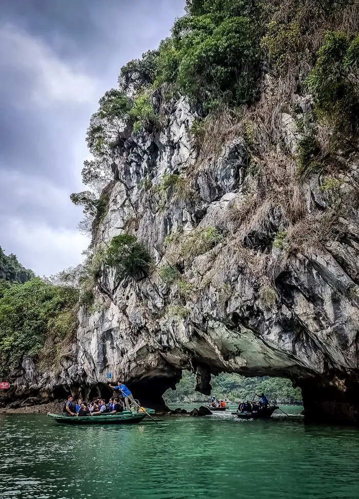 paradise cruise halong bay lan ha bay overnight vietnam