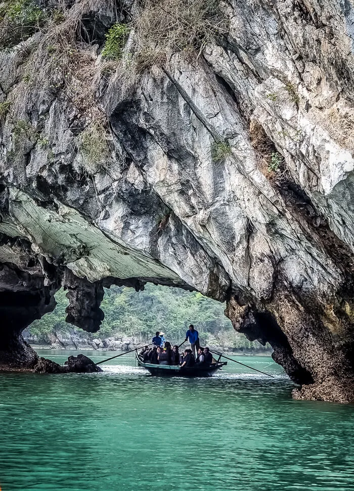 paradise cruise halong bay lan ha bay overnight vietnam