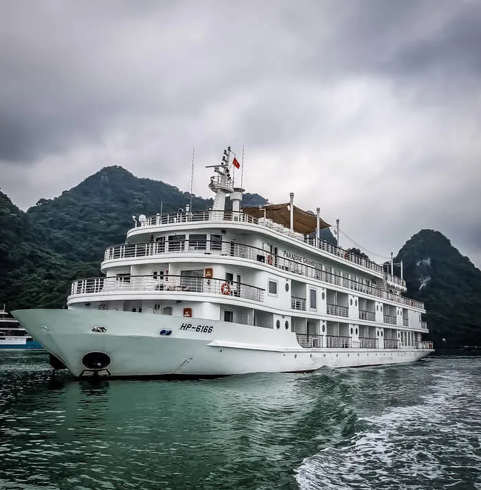 paradise cruise halong bay lan ha bay overnight vietnam