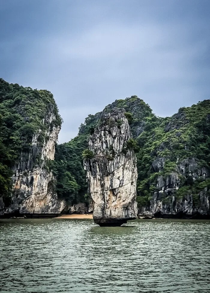 paradise cruise halong bay lan ha bay overnight vietnam