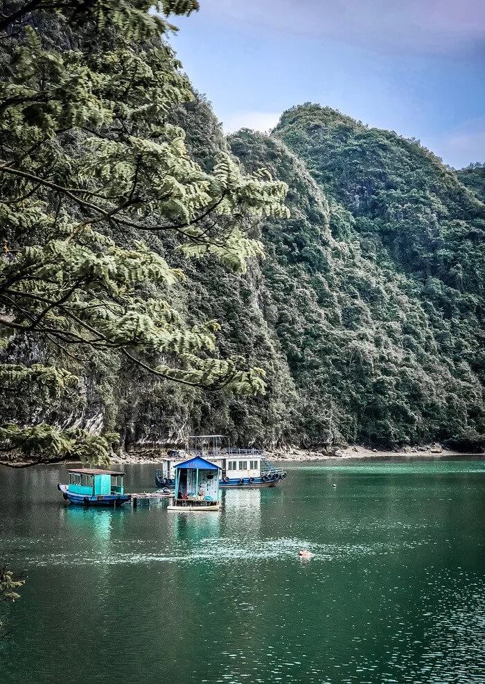 paradise cruise halong bay lan ha bay overnight vietnam viet hai village
