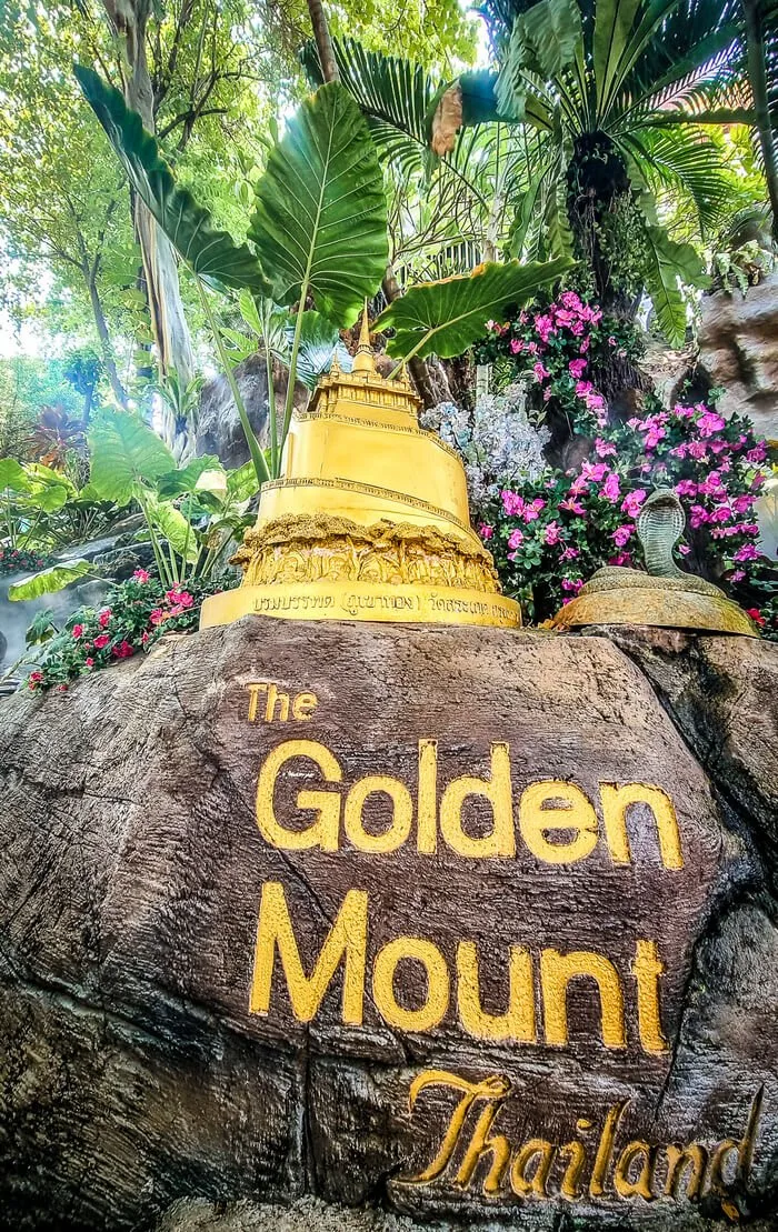 wat saket temple - the golden mount in bangkok Thailand