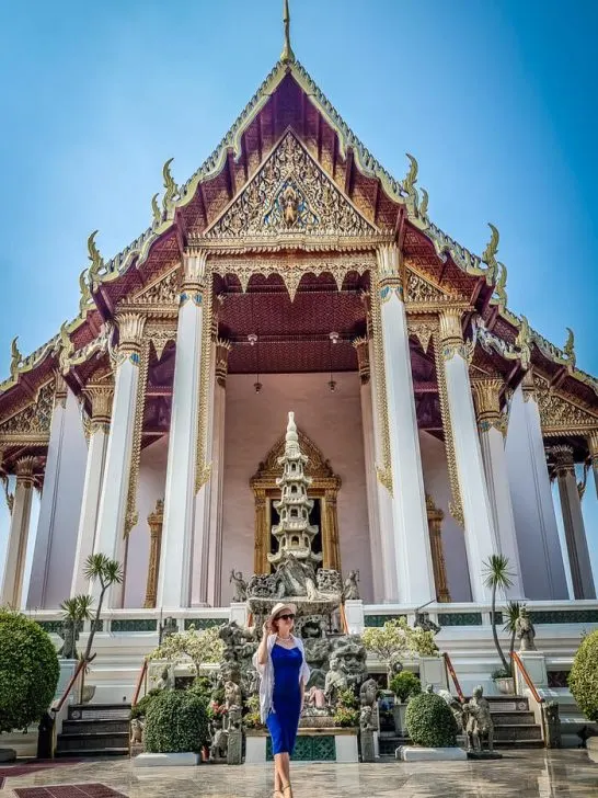 wat suthat bangkok - the giant swing temple